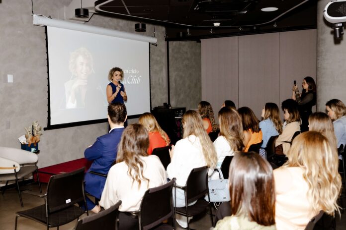 Mulheres avançam nos investimentos no Brasil