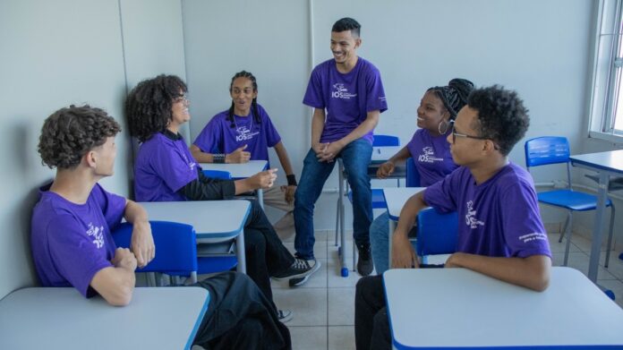 Instituto da Oportunidade Social inicia ano letivo com vagas